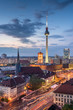 Berliner Fernsehturm, Fischerinsel und Alexanderplatz am Abend