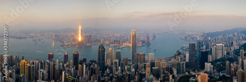 Cuadros en Lienzo Hong Kong Cityscape Panoramic iat Sunset