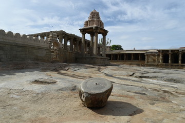 Wall Mural - Veerabhadra Temple, Lepakshi, Karnataka,  India 