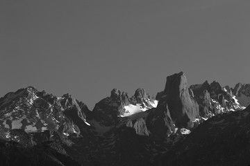 pico montaña nieve