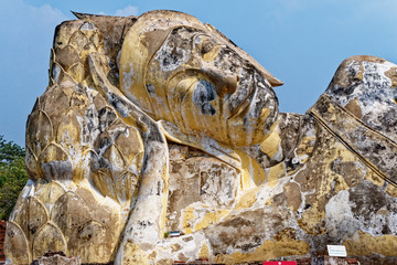 Wall Mural - Reclining Buddha at Wat Lokayasutharam Temple in Ayuthaya - Thailand