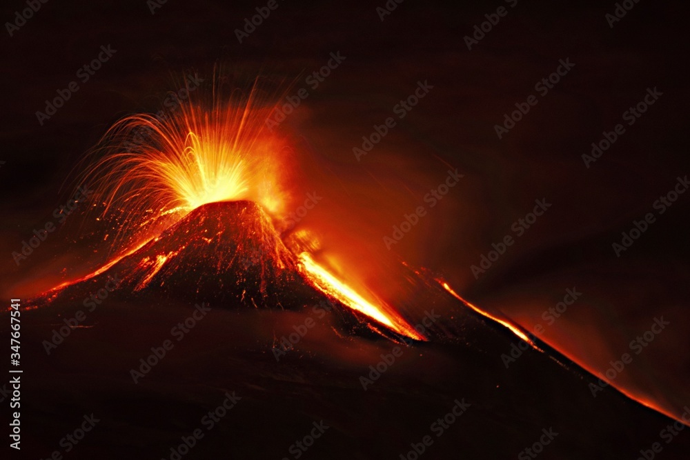 Volcanic Eruption Against Sky - obrazy, fototapety, plakaty 