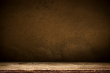 shadow of window on wall and desk of wood