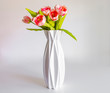 Kwiaty wazon bukiet tulipany kobieta prezent