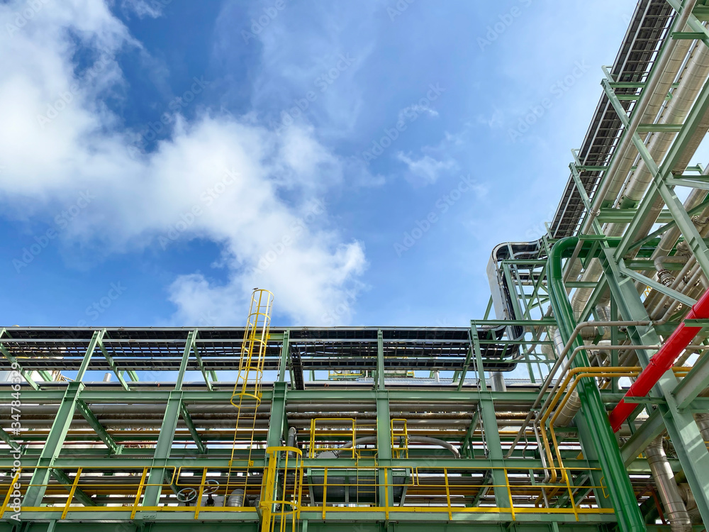 Refinery Network Rack Pipeline rack of petrochemical plant or refinery plant at industrial on ...