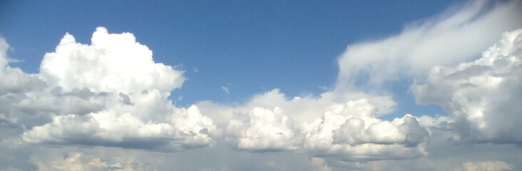 beautiful blue sky and white clouds