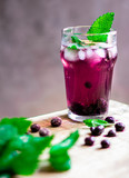 Fototapeta Na sufit - Refreshing drink of blueberries and mint. For hot summer