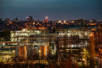 Wall Mural - Chemical factory at night. Production of thermoplastic in Voronezh Synthetic Rubber Plant