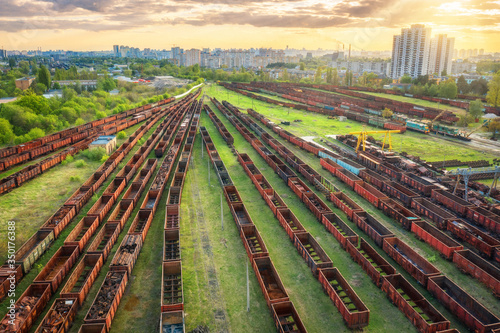 Cuadros en Lienzo Aerial view of freight trains