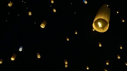 Canvas Print - Yipeng Lanna festival during Loi krathong in Thailand laterns floating in full moon sky