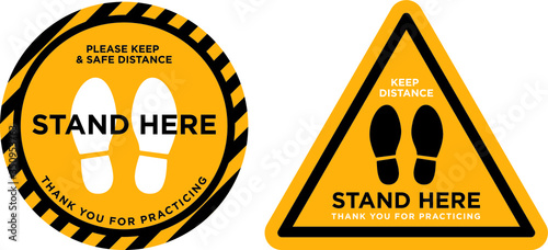 Fotografía keep distance stand here signage icon