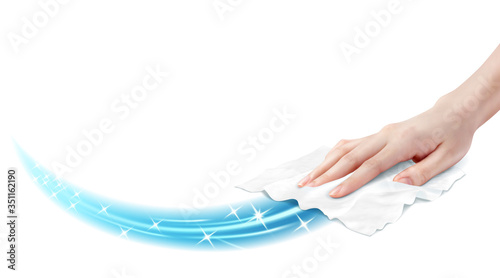 Fotografía Female hand using wet wipes