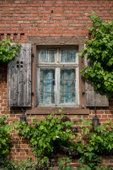 Wall Mural - Kleines Backstein Haus