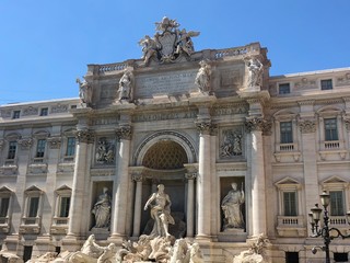 Canvas Print - trevi fountain rome italy 