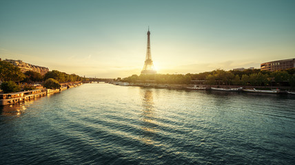 Fototapete - Eiffel tower in Paris. France