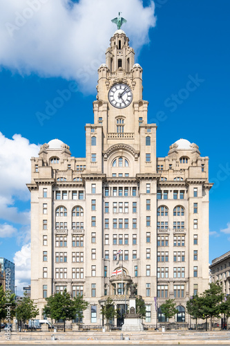 Fotografía The Royal Liver Building, a symbol of the city of Liverpool