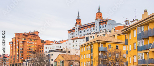 Fotomural TERUEL, SPAIN - JANUARY 10, 2019: Mudejar style town, Aragon County, Spain