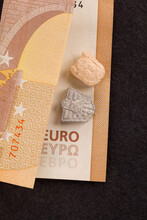 Ecstacy Pills And Eur Bills.