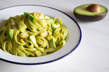 Wall Mural - Pasta with avocado cream and shrimps 