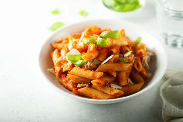 Canvas Print - Pasta with chicken, tomato and fresh basil