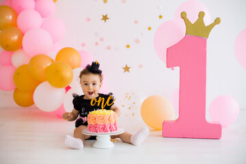 Smash cake for girl first birthday