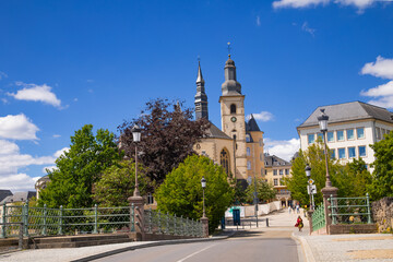 Wall Mural - Luxemburg ,  Die Michaelskirche 