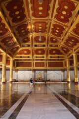 Poster - Intérieur du monastère Atumashi à Mandalay, Myanmar