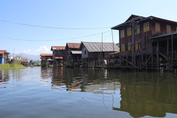 Wall Mural - Village flottant au lac Inle, Myanmar