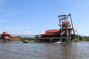 Canvas Print - Village flottant au lac Inle, Myanmar