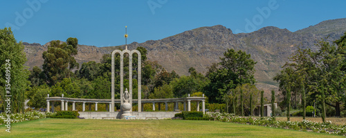 Cuadros en Lienzo Panorama of Huguenot Memorial, Franschhoek, South Africa