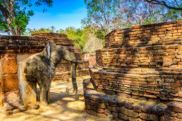 Sticker - Ancient Elephant Statue in Kamphaeng Phet Historical Park