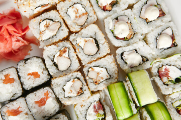 Canvas Print - Tasty Roll set with chopsticks