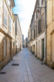 Fototapeta Uliczki - Bordeaux, beautiful french city, typical buildings in the center
