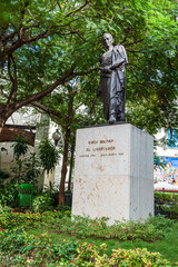 Wall Mural - Simon Bolivar Statue Havana, Cuba