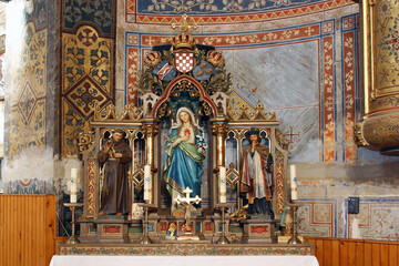 Wall Mural - Altar of the Immaculate Heart of Mary in the parish church of Saint Joseph in Grubisno Polje, Croatia