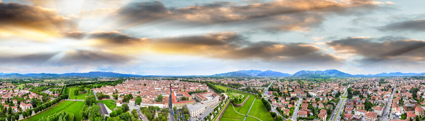 Canvas Print - Amazing aerial view of Lucca, famous town of Tuscany