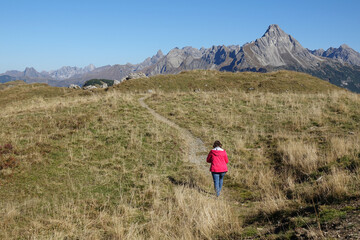 Sticker - Wandern am Hochtannbergpass, Blick zum Biberkopf