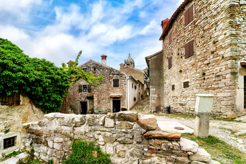 Canvas Print - Hum is a town in Istria, about 14 kilometers from Buzet. The town, where only 30 people live, is called the 