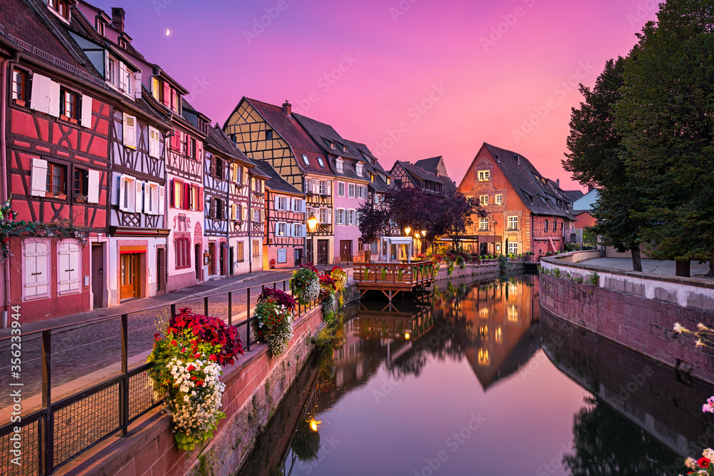 Old town of Colmar, Alsace, France - obrazy, fototapety, plakaty 