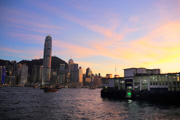 Wall Mural - hong kong sunset in vidtoria harbour