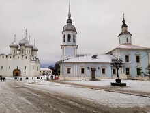 Town Square The Kremlin The Church Museum In Vologda Russia