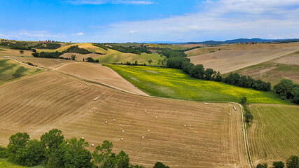 Canvas Print - Amazing aerial view of beautiful Tuscany Hills in spring season, Italy