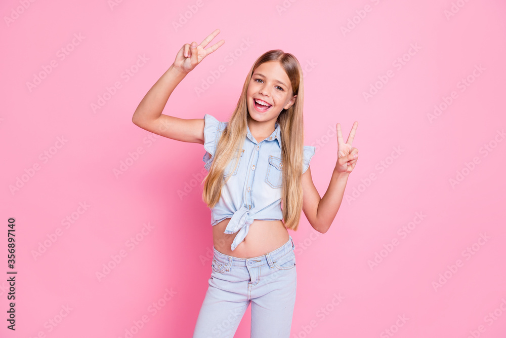 Portrait of her she nice attractive pretty lovely glad cheerful cheery preteen girl showing double v-sign having fun party enjoying isolated over pink pastel color background - obrazy, fototapety, plakaty 