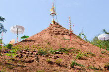  Wat Phra Thad Din Elves, Na Haeo District, Loei Province, Thailand