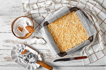 Canvas Print - vanilla coconut crack square cake, top view