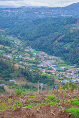 valle de ciudad y pueblo