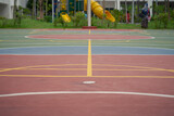 Fototapeta Nowy Jork - empty outdoor basketball court.
