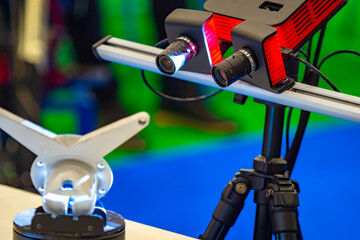 Poster - Close-up of the 3D modeling apparatus. Creating a three-dimensional model of the object for further printing. Modern equipment. Device for volumetric scanning of the subject.