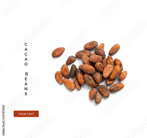 Fotomural Creative layout made of cacao beans on white background