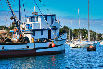 Canvas Print - MONTEREY, CALIFORNIA - November 15, 2019: Monterey has attracted artists since the late 19th century and many celebrated painters and writers have lived there. It is now a major cruise ship